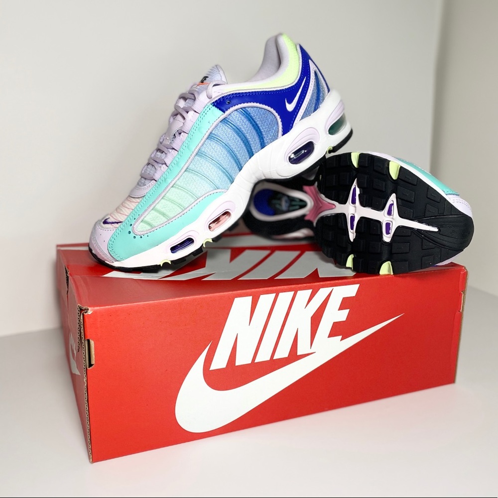 🔥Nike Air Max Tailwind IV  Women's Running Shoes! - Picture 9 of 11